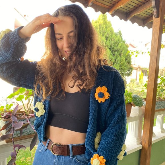 Flower Pattern Velvet Midnight Blue Velvet Cardigan for Woman without Buttons - Picture 7 of 7